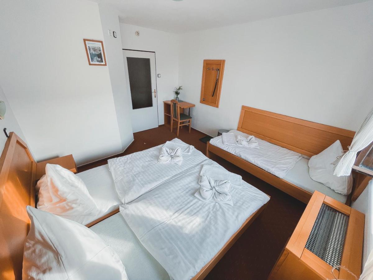 Horsky Hotel Idol Хорни Мисецки Екстериор снимка